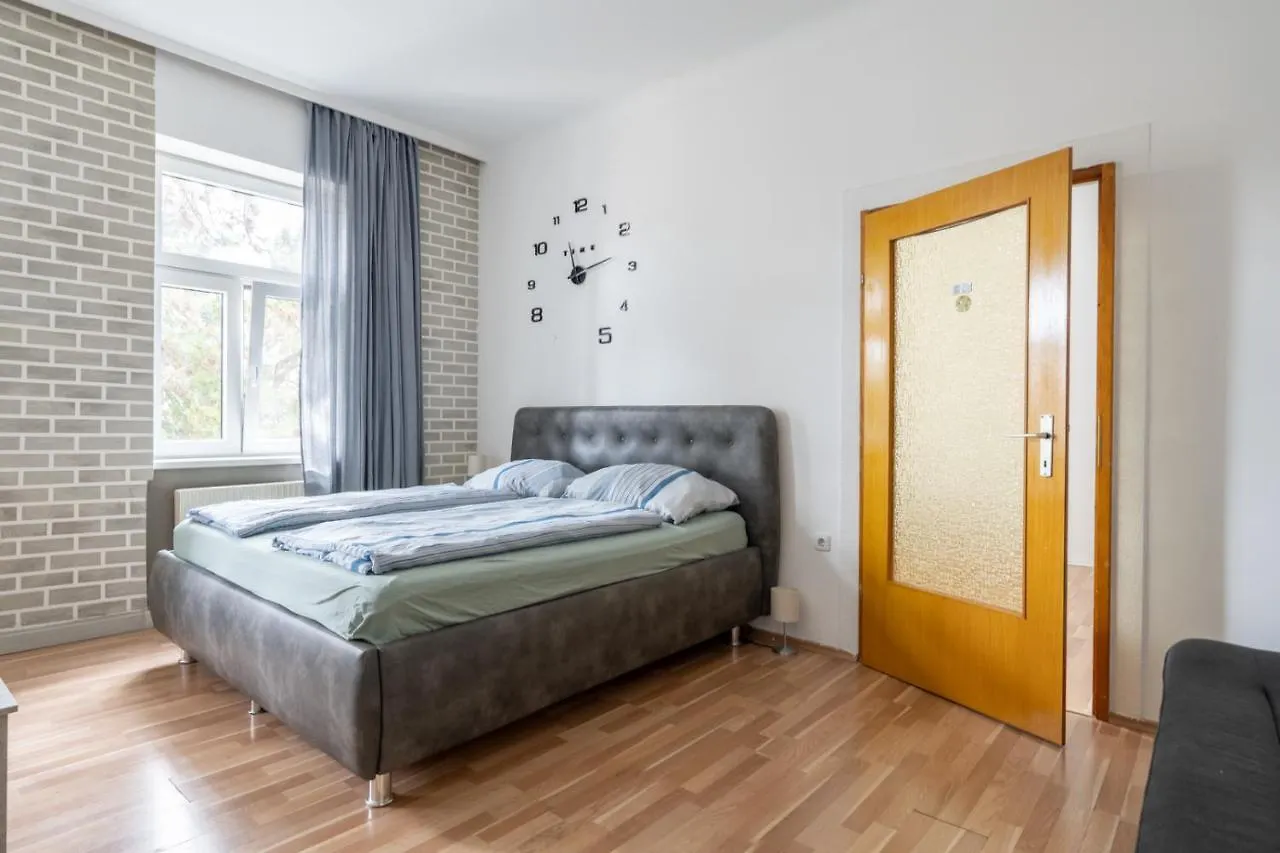 Comfort Double Room Kr Wien